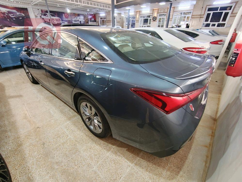 Toyota Avalon